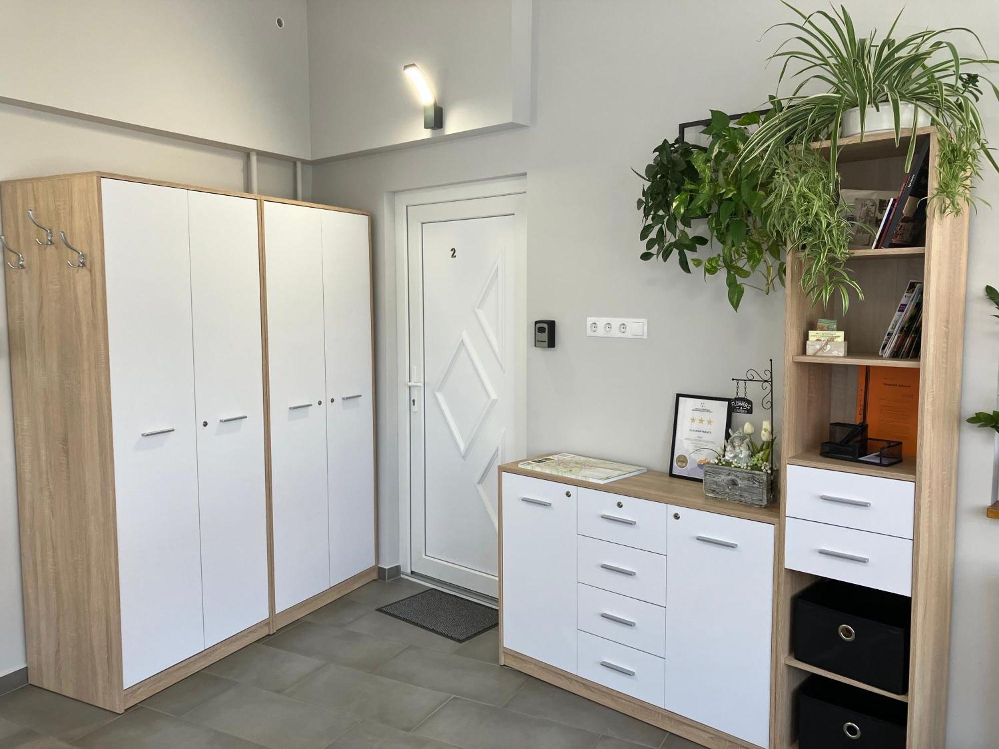 Illa Apartments エゲル エクステリア 写真