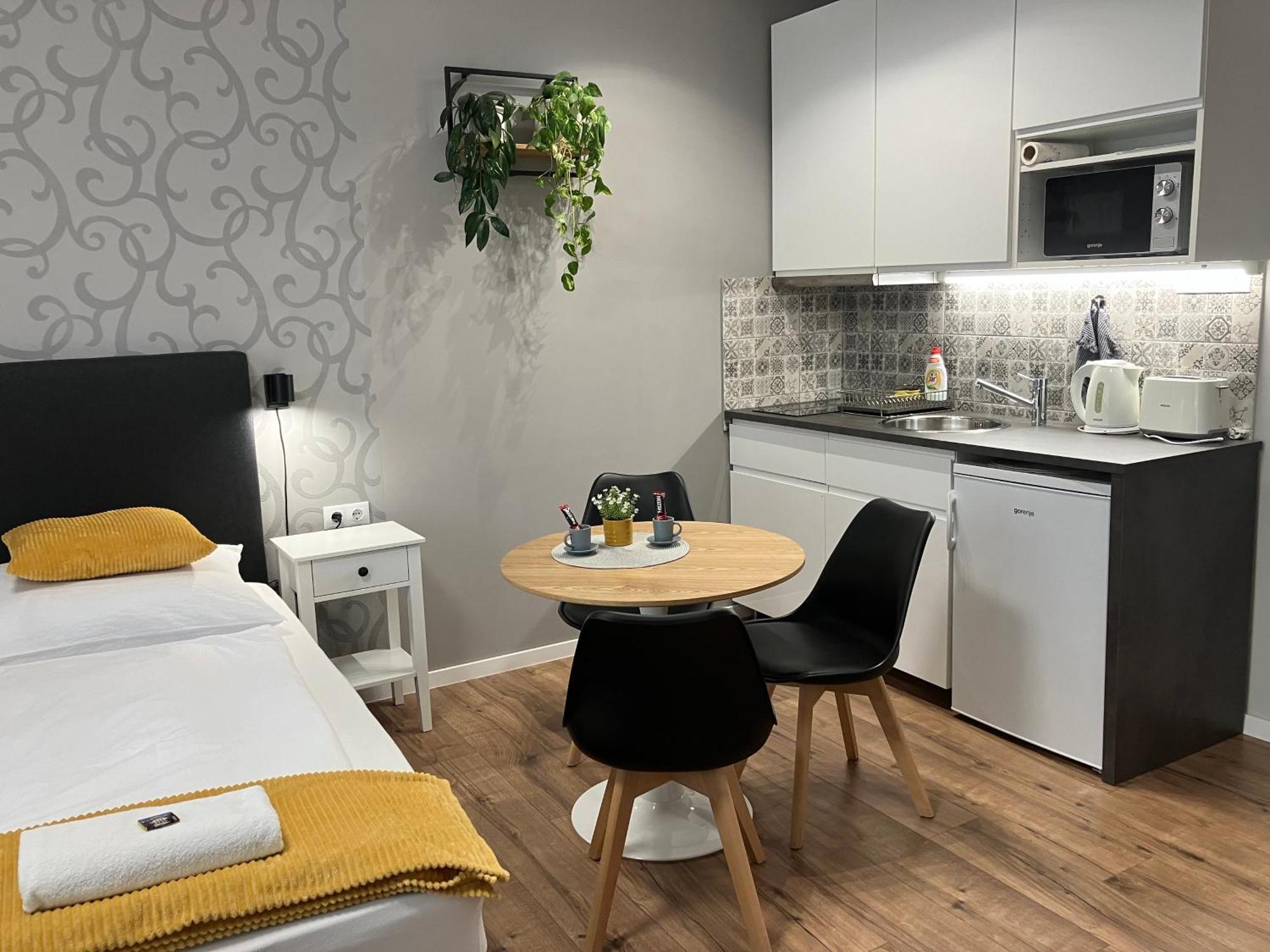 Illa Apartments エゲル エクステリア 写真