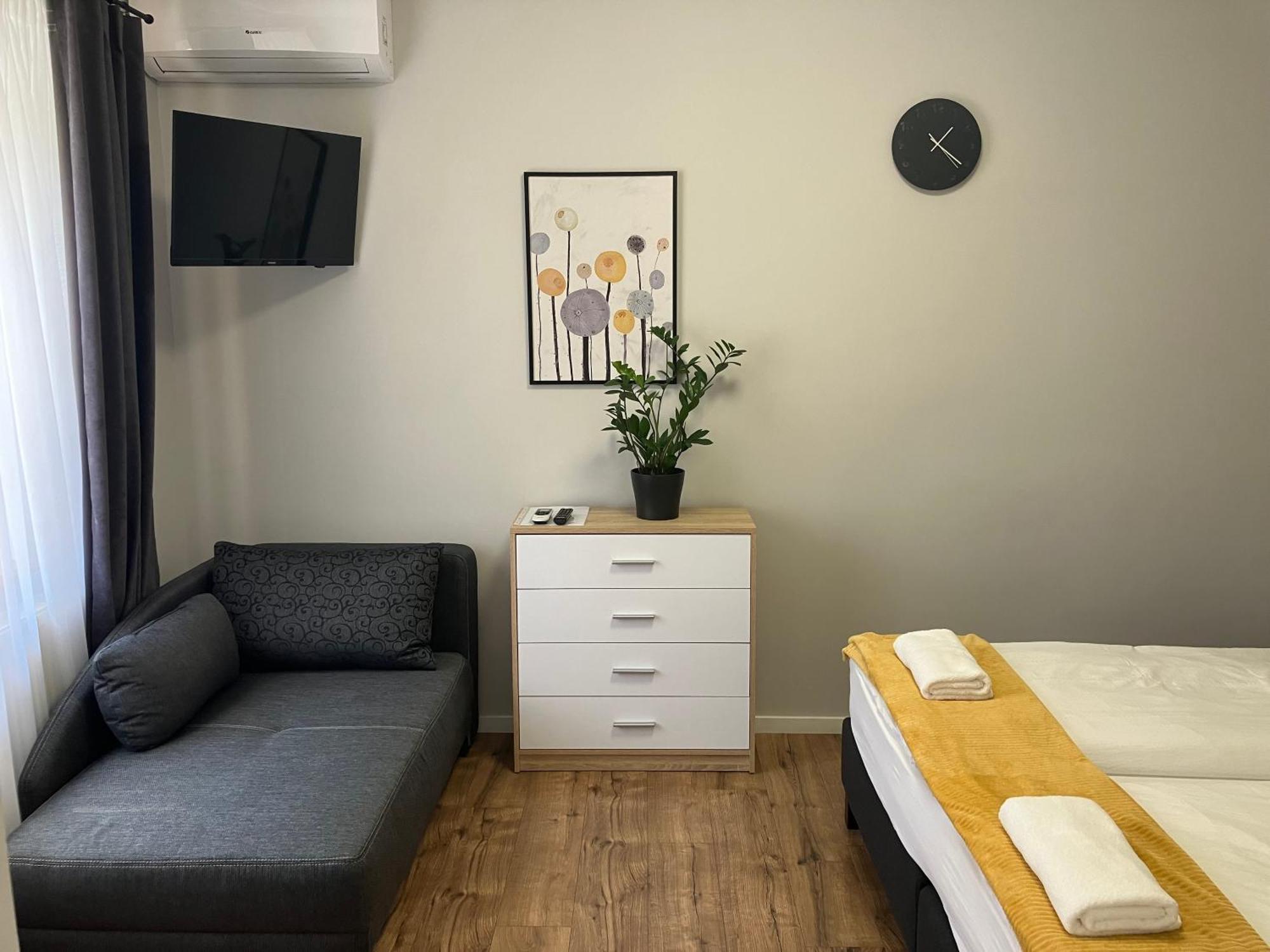Illa Apartments エゲル エクステリア 写真
